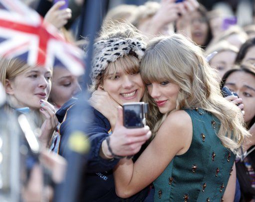 Swiftonomics: Fenomena Ekonomi di Balik Kesuksesan Taylor Swift