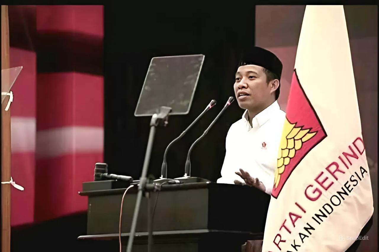 Elnino M. Husein Mohi: Dari Jurnalis hingga Legislator